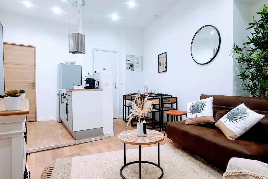 גראס 7 Couchages Aux Portes Des Celebres Parfumeries Wifi מראה חיצוני תמונה