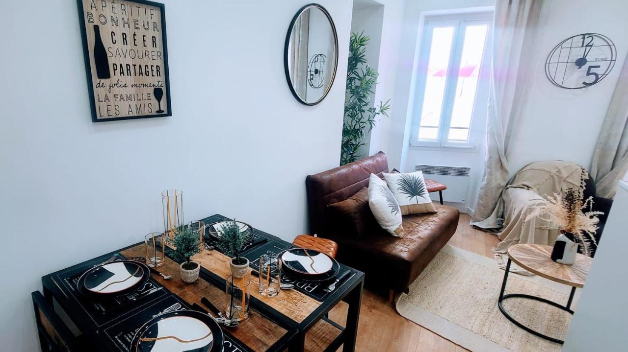 גראס 7 Couchages Aux Portes Des Celebres Parfumeries Wifi מראה חיצוני תמונה
